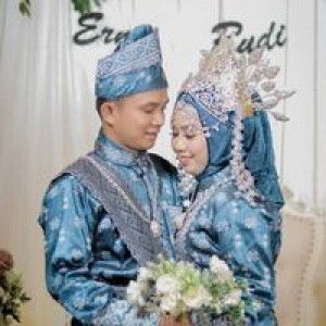 Ernii Yuliiana profile icon