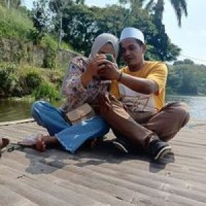 Yunie Marshya profile icon