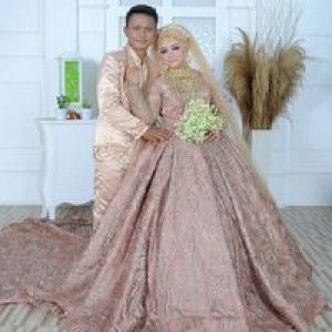 Devi Lestarii profile icon