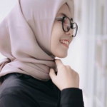 Ria Arti Karisma profile icon