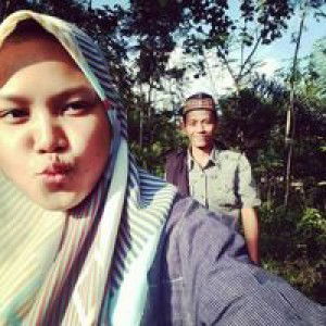 Sari C'anak Leadisvikers Geyis profile icon