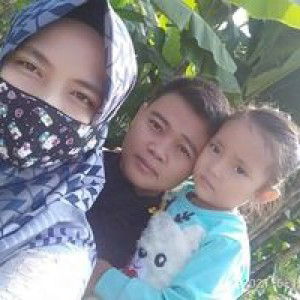 Naura Azahra profile icon