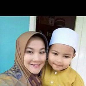 Fie Tietiek Alfiah profile icon