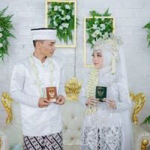 Sri Astuti Haryati profile icon