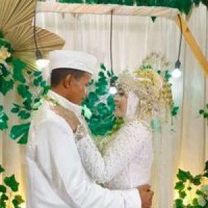 Fitria Anggraini profile icon