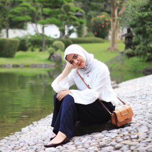 Novi Jufriyanti profile icon