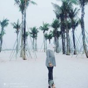 Desi Mulyani profile icon