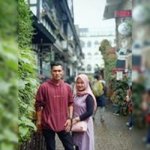 Ratna Sari Ningsih profile icon