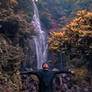 Sarah Azzahra profile icon