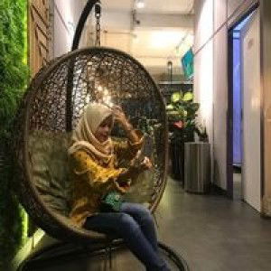 Fitriyah Nur profile icon