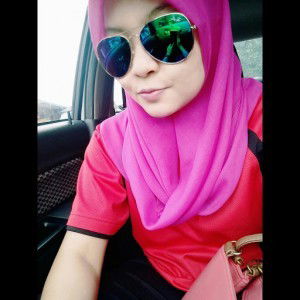 Raja Zurairah profile icon