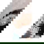 Elle Chi profile icon