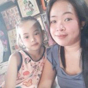 Airah Locsin profile icon