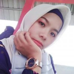 Devi Indah profile icon