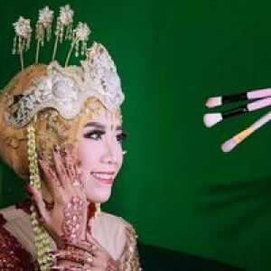 Aniis Kurniawati profile icon