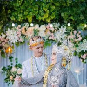 Listiana Puji Astuti profile icon