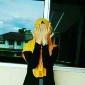 santi rahayu profile icon