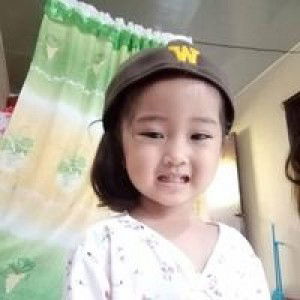 Che Rrie Lou profile icon