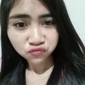 Loly Nonie profile icon