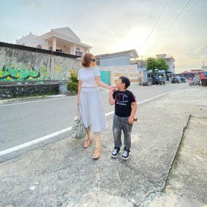 Eka putri profile icon