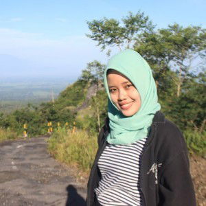 Ida Arum Sari profile icon