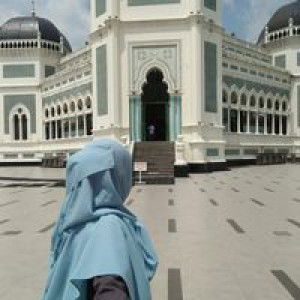 Mira Santi profile icon