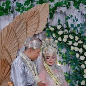 Diah Fatimah profile icon