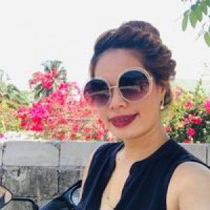 Naomi Victoria profile icon