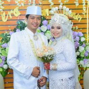 Era Oktaviani profile icon