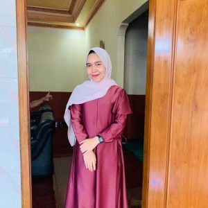 Dewi Eka Priyanti profile icon