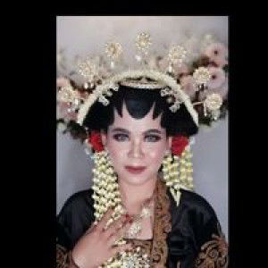 Dessy Anna profile icon