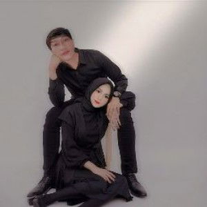 Dena Ayustira profile icon