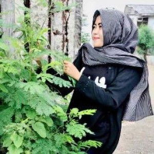 Dede kokom Komariyah profile icon