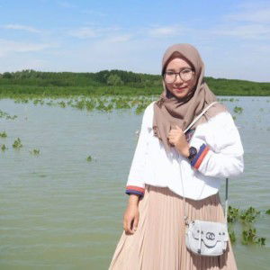 rohmatun nafik profile icon