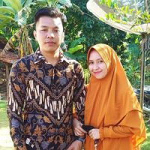 Devi Yuliana profile icon