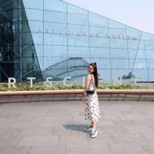 Yuy Yiyi profile icon