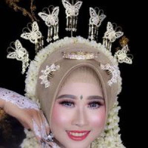 Eka Suryani profile icon