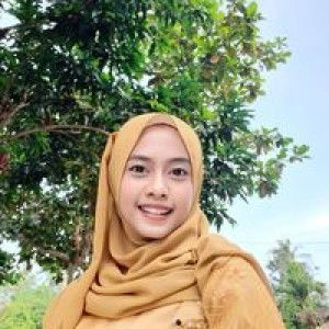 Dwi Triana Saputri profile icon