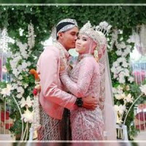 Gina Arif Suprananti profile icon