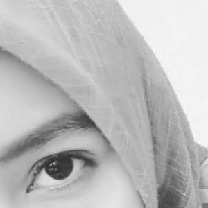 Uny Rini Rahayu profile icon