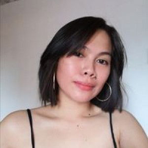 Star Castañares profile icon