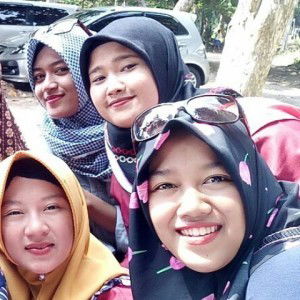 Rina Ocktavia profile icon