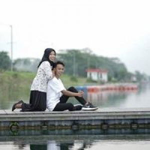 Tri Wulandari profile icon