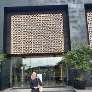 Devi Lestari profile icon