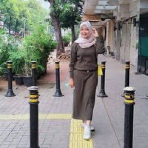 Lia Pratiwi profile icon