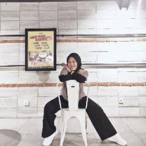 Eva Erlina profile icon