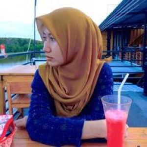 Yeni Farina Putri profile icon