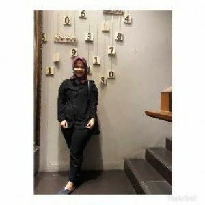 Desi Damanik profile icon