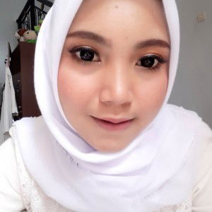 Dwi Yulia Antariksawati profile icon