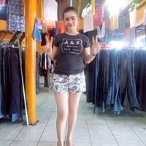 Rowena Guarino profile icon